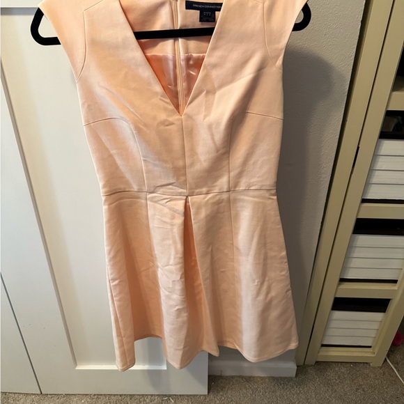 Peach Sleeveless Dress. Size 6 - Picture 1 of 4